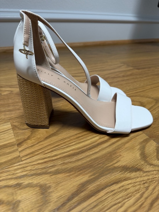 Kelly & Katie Shoes - Brand new Kelly & Katie White Ankle-Strap Block Heel Sandals